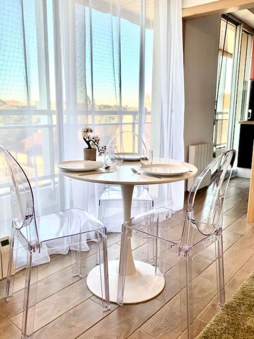Lumineux Et Cosy, Avec Parking, 2 Mn Gare, 2Mn Muse, 5Mn Centre Appartement Metz Buitenkant foto