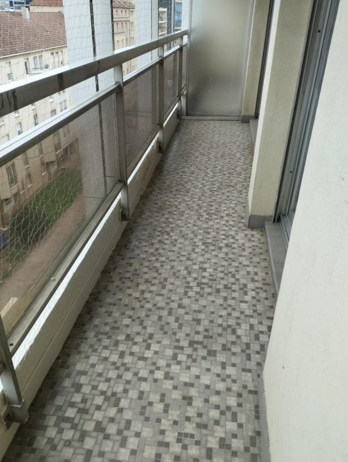Lumineux Et Cosy, Avec Parking, 2 Mn Gare, 2Mn Muse, 5Mn Centre Appartement Metz Buitenkant foto
